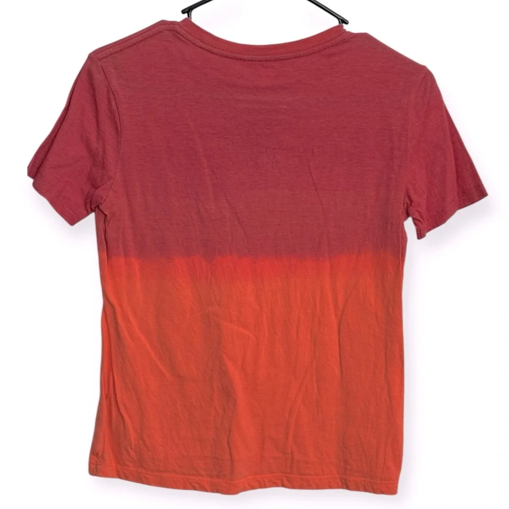 Old Navy Kids Red‎ and Orange Gradient Tee L10/12
